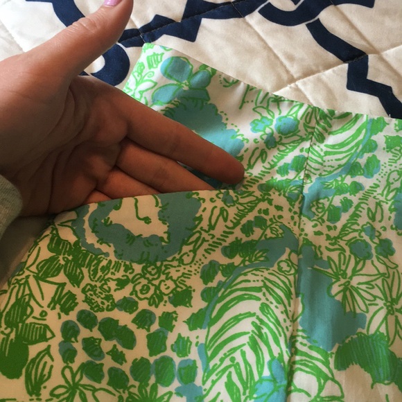 Lilly Pulitzer January Skort in It’s a Zoo - Picture 6 of 7